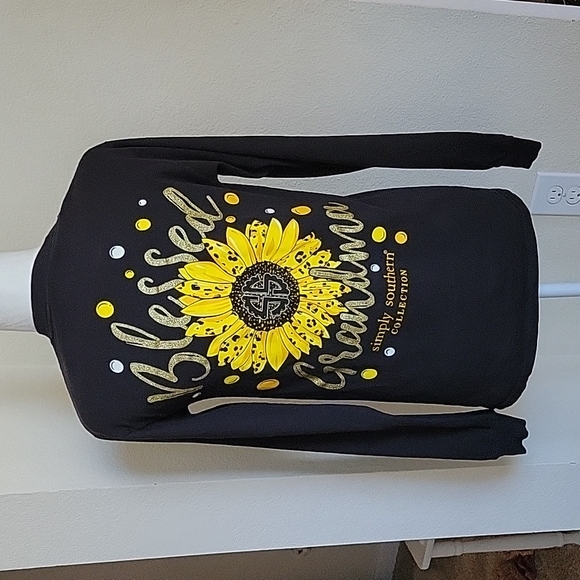 SIMPLY SOUTHERN "BLESSED GRANDMA" SUNFLOWER SHIRT.....SMALL - Picture 5 of 8